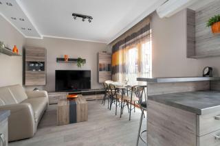 Air-conditioned Apartment in Poznań with Parking by Noclegi Renters - 6