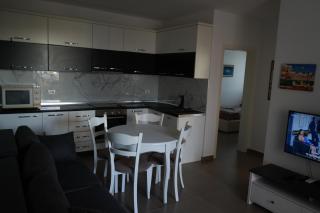 Lovely 2 Bedrooms Apartment - 0