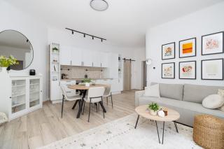 Stay in Historical Palace in Old town Bratislava - 4