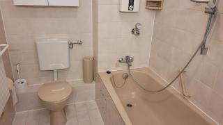 Bright & Cozy Apartment in Mainaschaff - 2