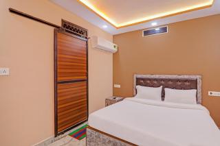 Hotel O Surya Galaxy - 3