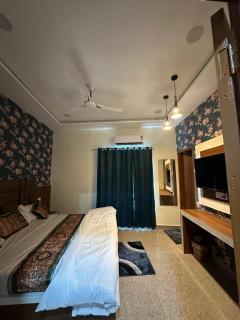 Hotel Heaven Stay - 1