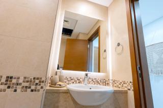 Glamorous Modern 2BHK in Yas Island 324 - 2