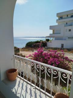 Your Charming Seaside Getaway - 2
