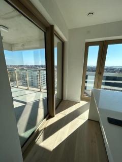 Modern Beach Apartment with Balcony & Parking - 6