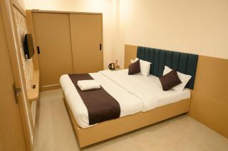 Hari Niwaas Guest House by VM Stays in Varanasi near Ghat & Kashi Vishwanath Temple - 3