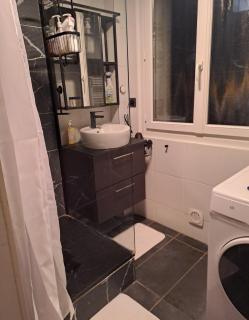 Appartement T4 Dijon proche Tram et bus 4ème étage - 9