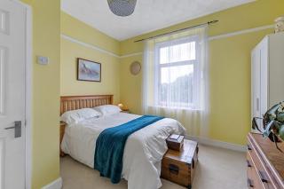 Arundel House - Parkview with free parking - 5