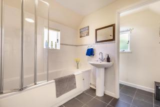 Pooles Farm Cottage - 2
