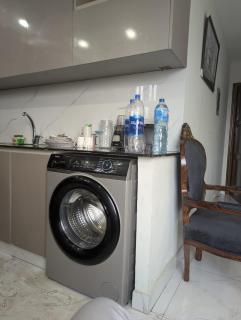 Modern One-Bedroom Deluxe Apartment Bahria Town Lahore - 9