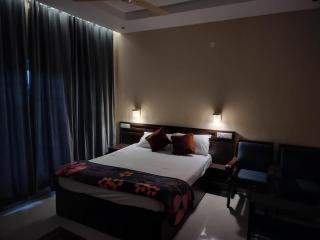 Biglaand Dew Castle - Pīrmed - 1