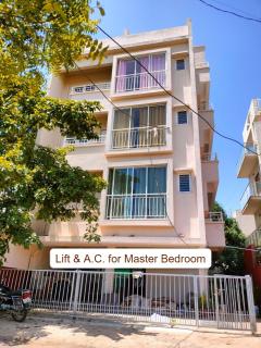 GURUDEV The Peace Home HOME STAY - 0