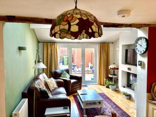 Tudor Cottage - hidden treasure - Tewkesbury - 4