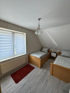 Ferienwohnung 24 Oben Rechts 4 Zimmer - 8