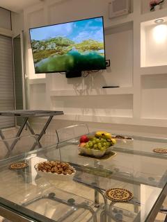 Modern Beach Pad - 1 Min from the sea! - 0