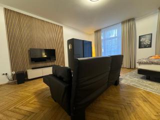 Isartor Rooms - SHARED BATHROOM - 9