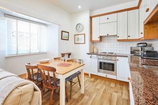 Host & Stay - Spinnaker - Newton by the Sea - 7