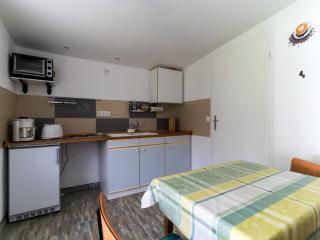 Lake-View Apartment in Klein Pravtshagen with Garden - 2