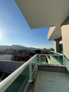 Linda e ampla casa - 9