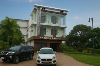 Hotel Radhika Palace by IQ Hotels-Just Steps from the Sacred Ram Mandir - 6