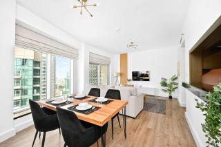 Prime Downtown Burj Khalifa I Sleeps 8 - Dubai - 7