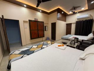 Thakur Homestay- 500m from Vishwanath Temple - 3