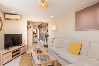 Filoxenia City Apartment - 8