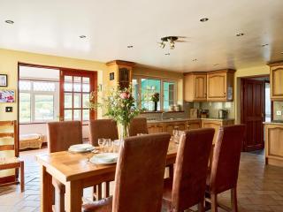 Bedlwyncoch Farmhouse - 4