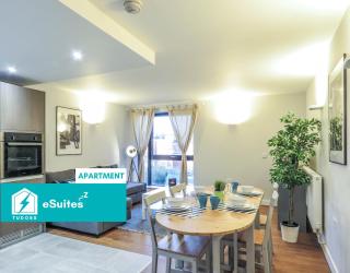 Tudors eSuites - Central Spacious Apartment - #46J - 1
