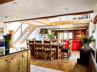 Oak Barn - 6