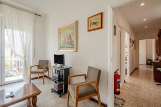 GuestHost - A Calanca - Comfy Le Grazie Apartment - 4