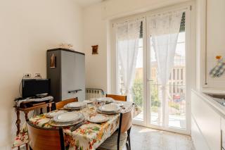 GuestHost - A Calanca - Comfy Le Grazie Apartment - 3