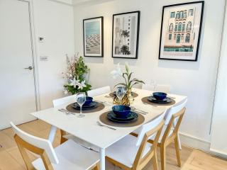 Modern Studio Apartments & 3Bedroom flat with Pvt Balcony steps from Regent's Park - Londra - 5