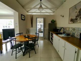Garden Sanctuary Suites - 6