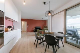 Bright & Cozy Stay Near Oostende Beach - 8