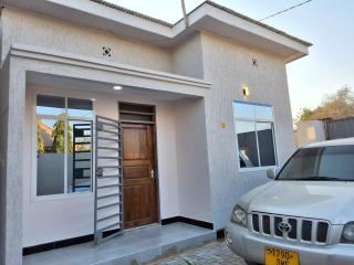 Vanny House - 9