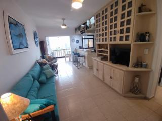 Apartamento - 100m da Praia das Toninhas - Condomínio Wembley Tênis, com piscina, estacionamento, portaria 24h, perto da praia, restaurante, lazer, Ar condicionado - 0