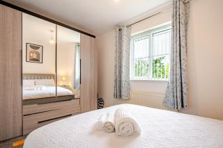 Cozy 2-Bed Home in Middleton - 1