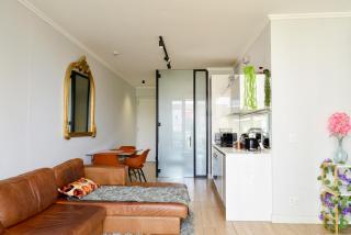 Luxury Escape Ellipse 1-Bed, Kitchen, Wi-Fi & Free Parking - 0