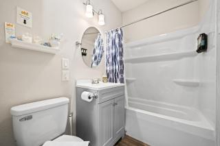 Spring Bungalow - A cozy getaway in downtown Hot Springs! - Hot Springs - 6