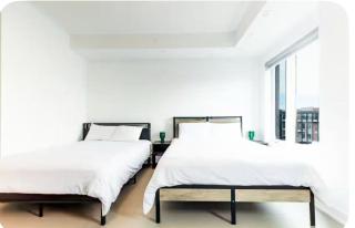 Luxury 2 Queen Beds Suite with Private Bathroom near Downsview Park Subway easy access Downtown - Toronto - 4