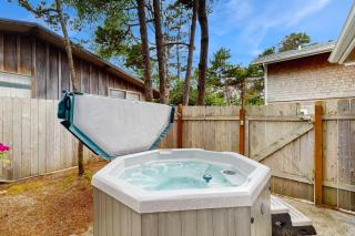 Neskowin Treehouse - 7