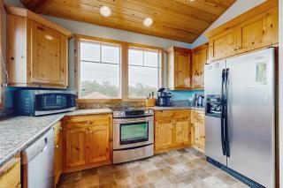 Neskowin Treehouse - 2