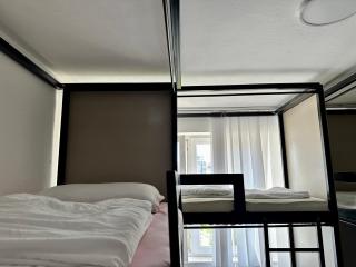 Shesh Center Hostel - 8