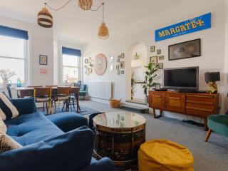 The Lynton Lookout - 8