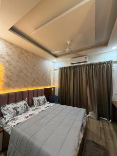 Easystaysnoida - 2