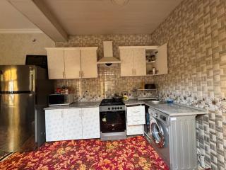 ABDULAZIZ Family Guest Room - 8