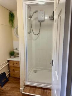 Single Room with Breakfast and Parking - 8