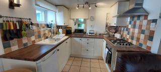 Black Horse Cottage - 4