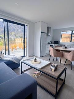 Stunning Remarkable View Unit - 8